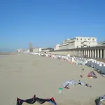 Privé-kamer centrum Oostende met eigen badkamer/wc
